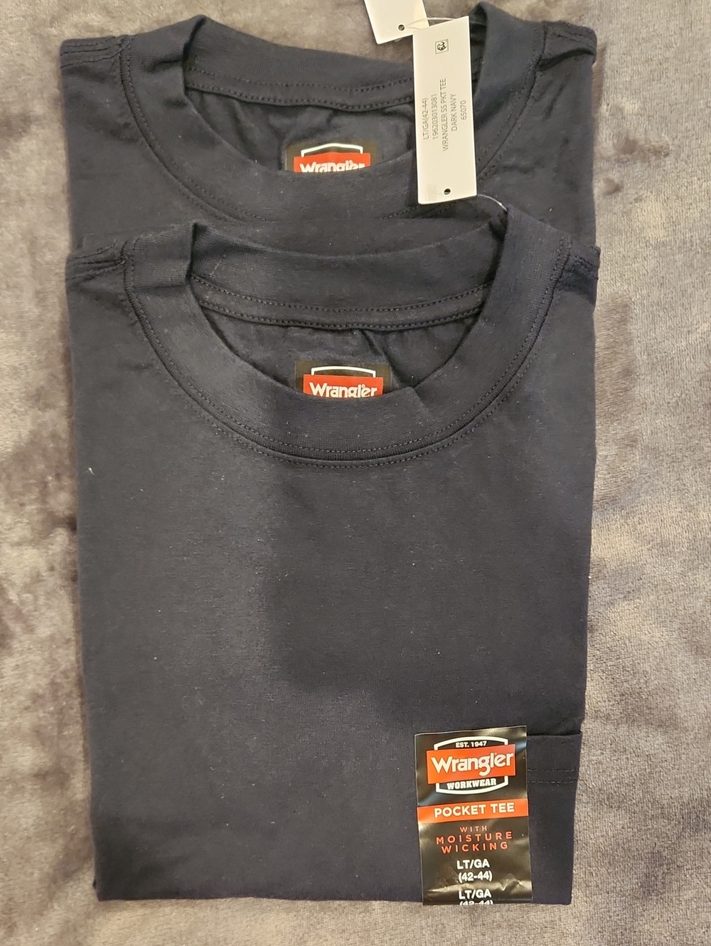 2 Wrangler Navy Short Sleeve Pocket Tee - Solid Crew Neck